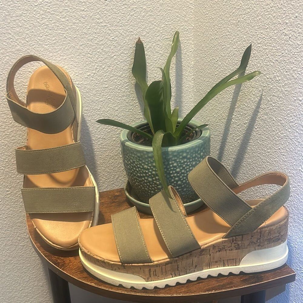Universal Thread Bennie Platform Sandal size 7.5 - Picture 6 of 14